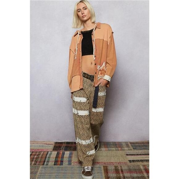 POL Button Down Hooded Jacket with with Star Patch Pattern - Picture 5 of 5